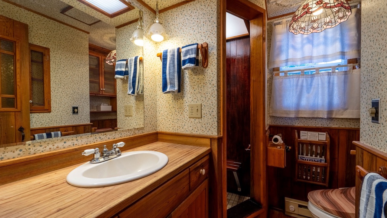 Photo of Bathroom in Ridgewood