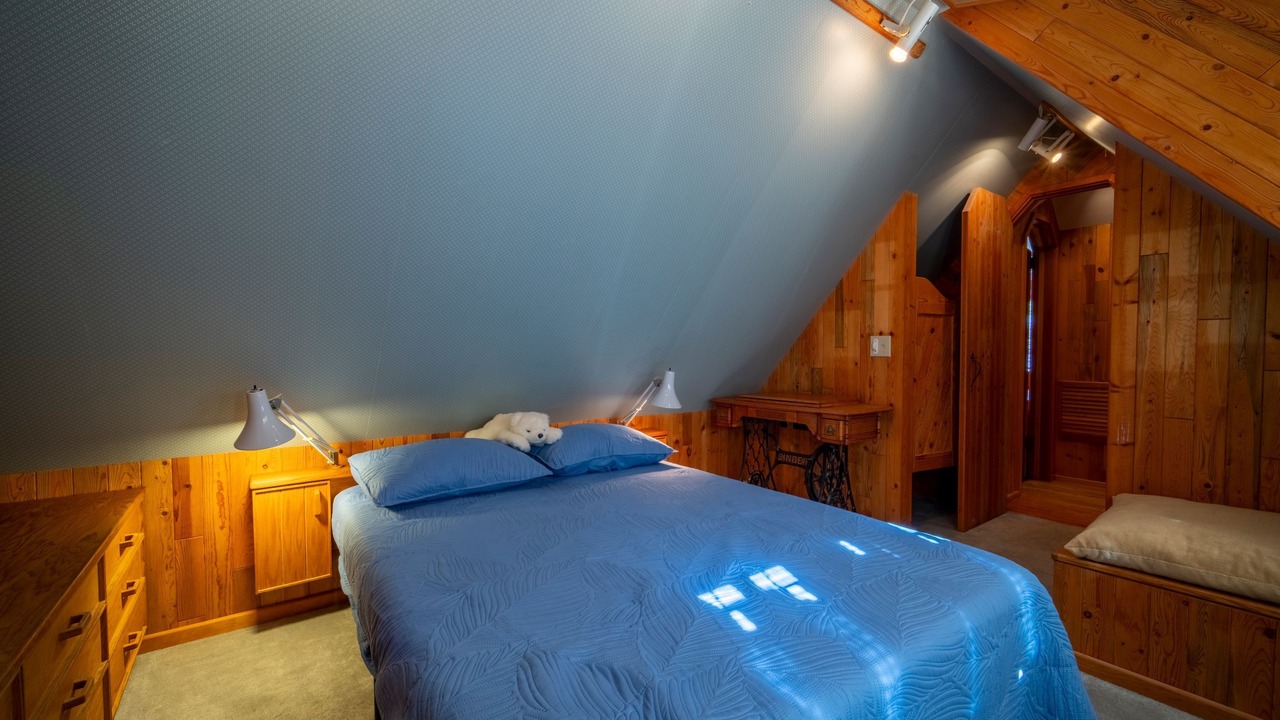 Photo of Bedroom in Ridgewood