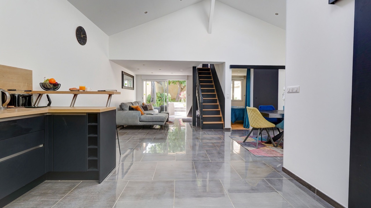 Photo of Others in Epernay