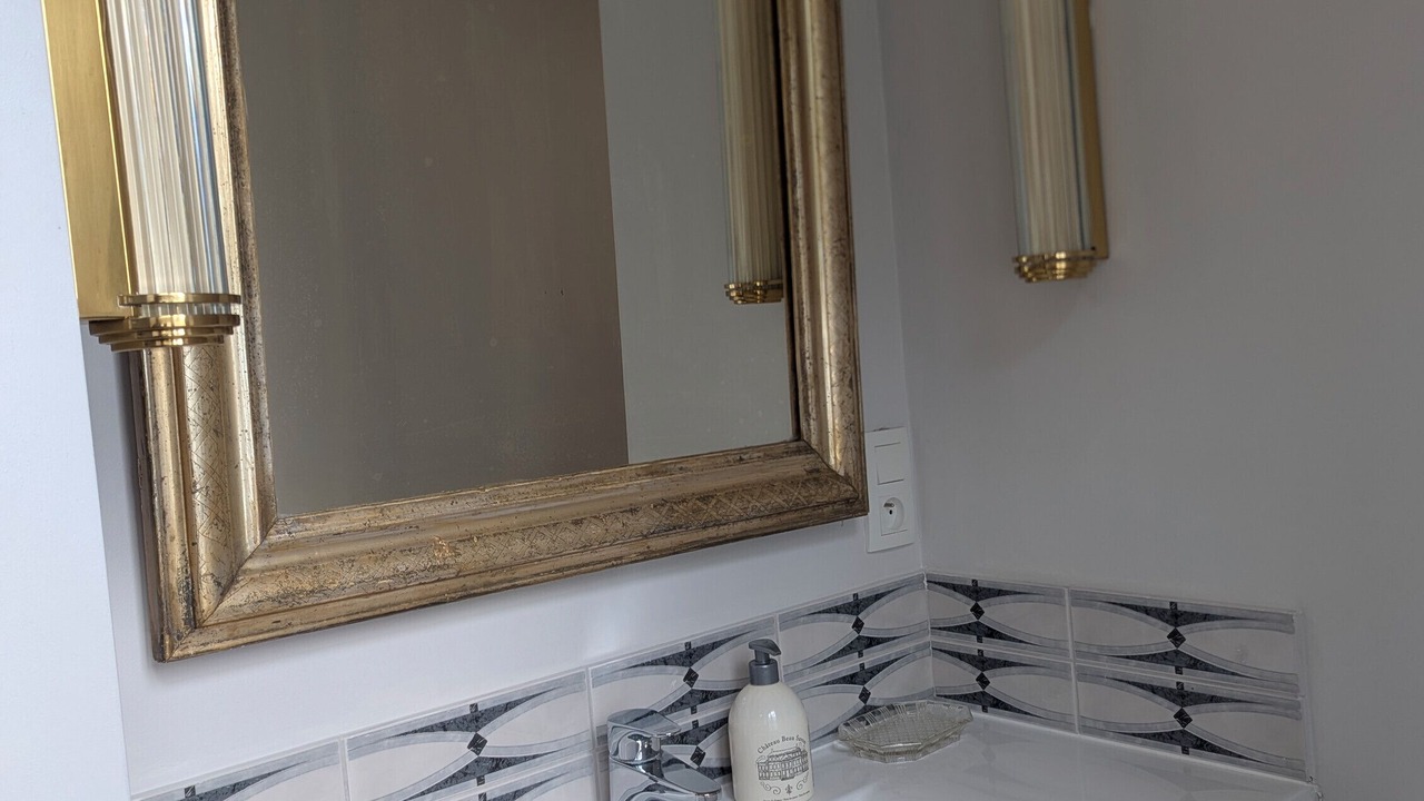 Photo of Bathroom in Naves