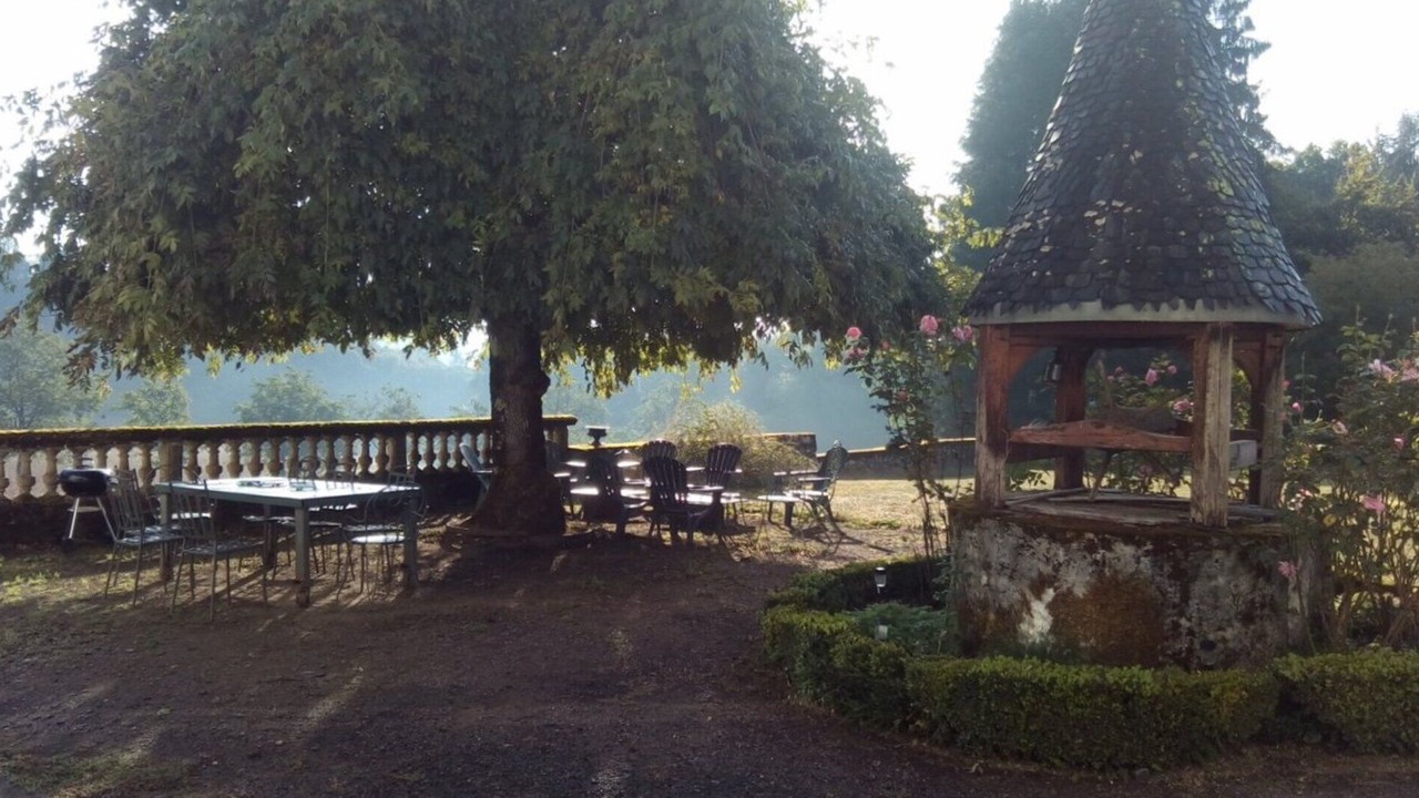 Photo of Outdoor in Naves