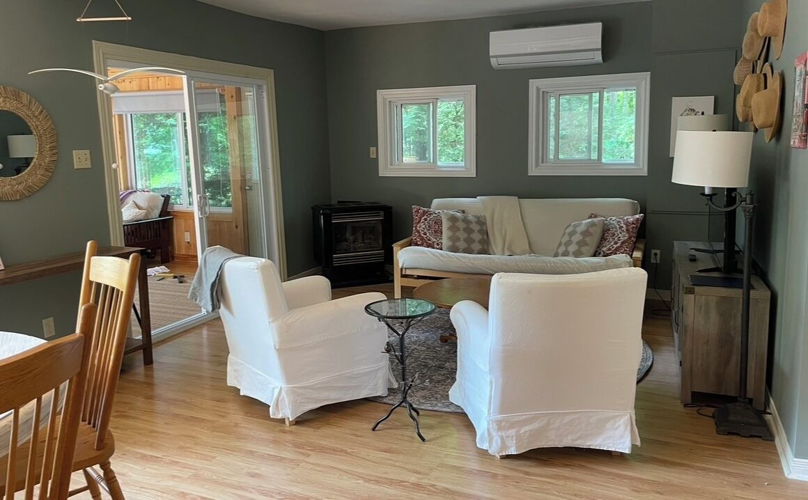 Photo of Livingroom in Lafontaine