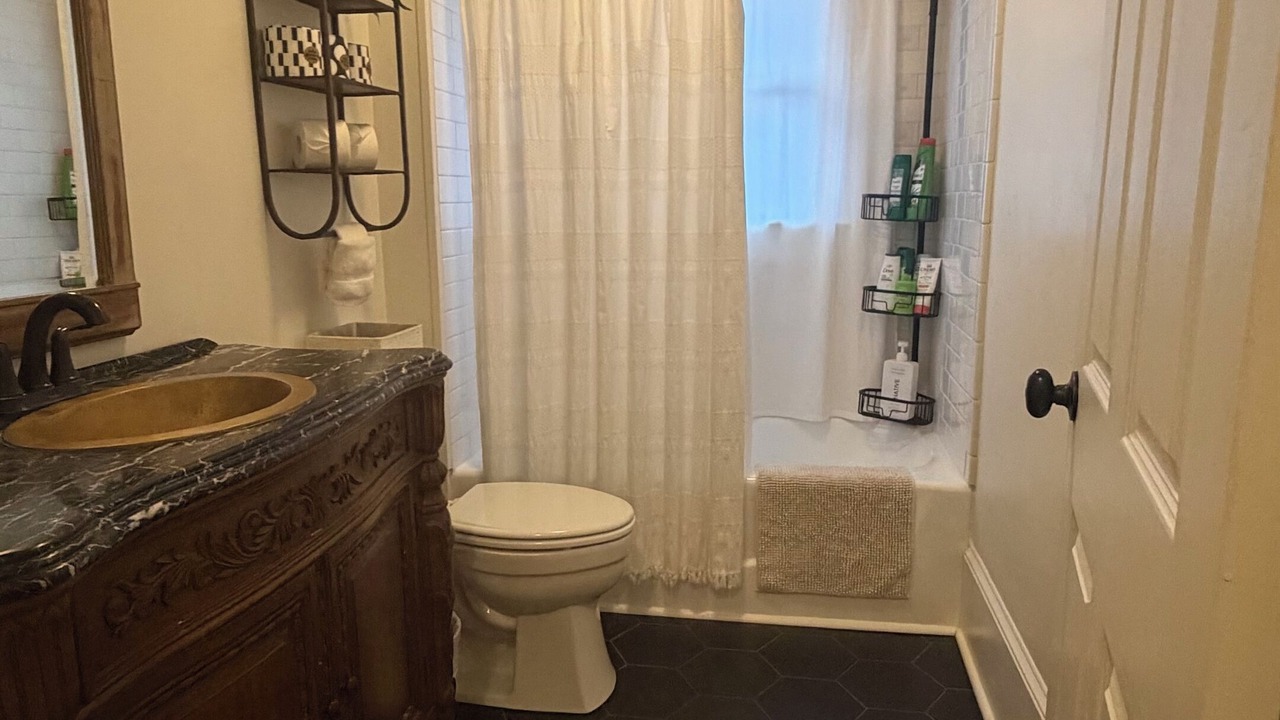 Photo of Bathroom in Sans Souci