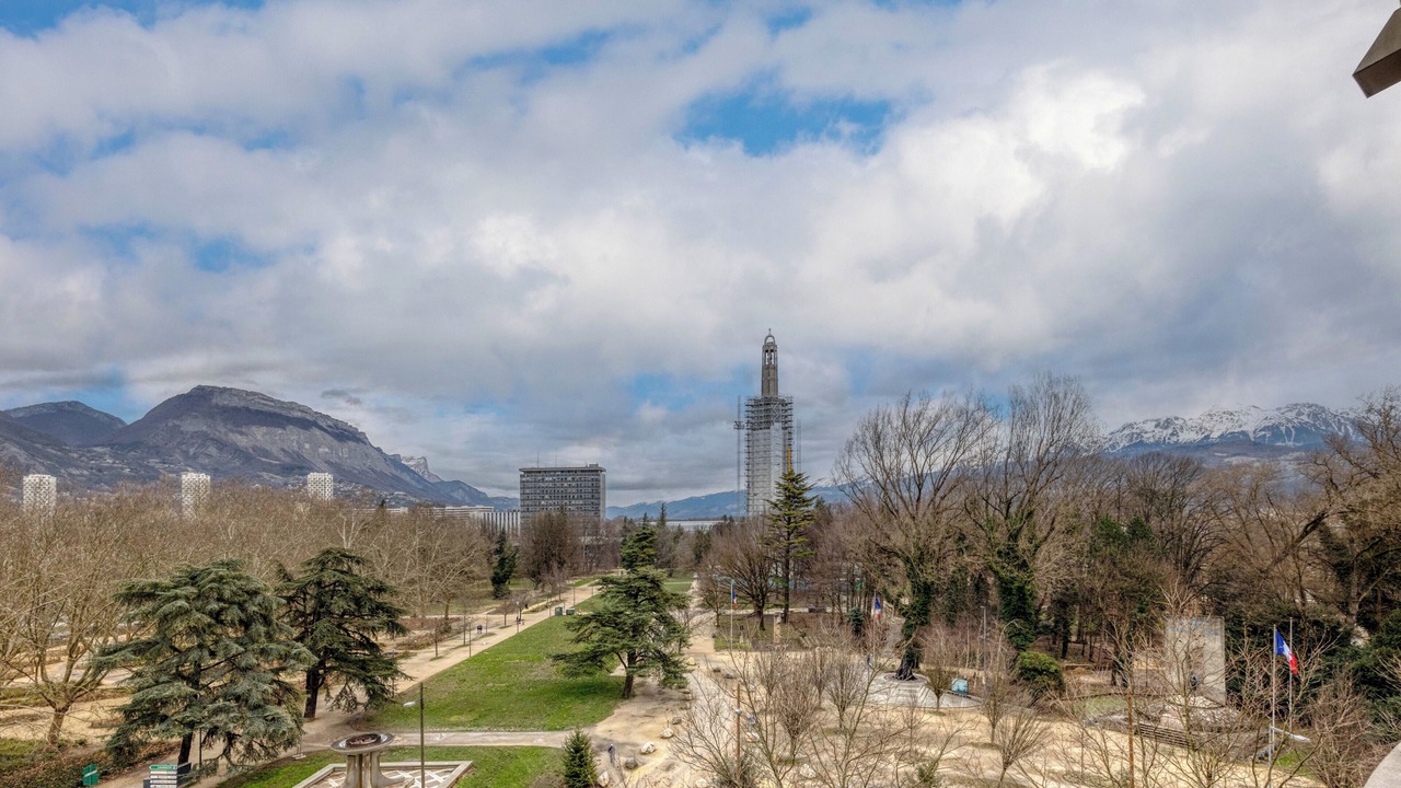 Photo of Others in Quartier Exposition-Bajatiere