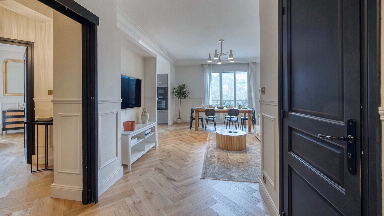 Photo of Others in Quartier Exposition-Bajatiere