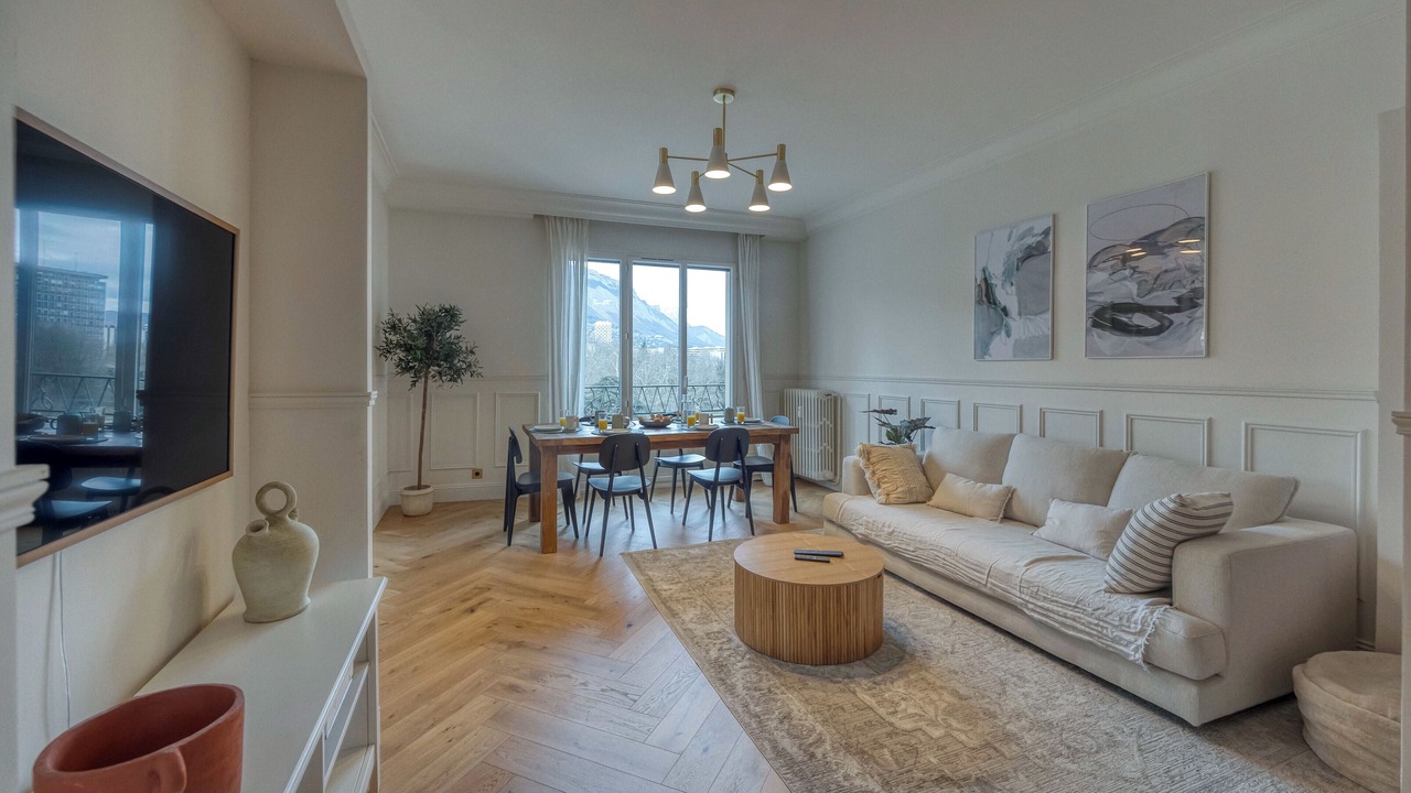 Photo of Livingroom in Quartier Exposition-Bajatiere