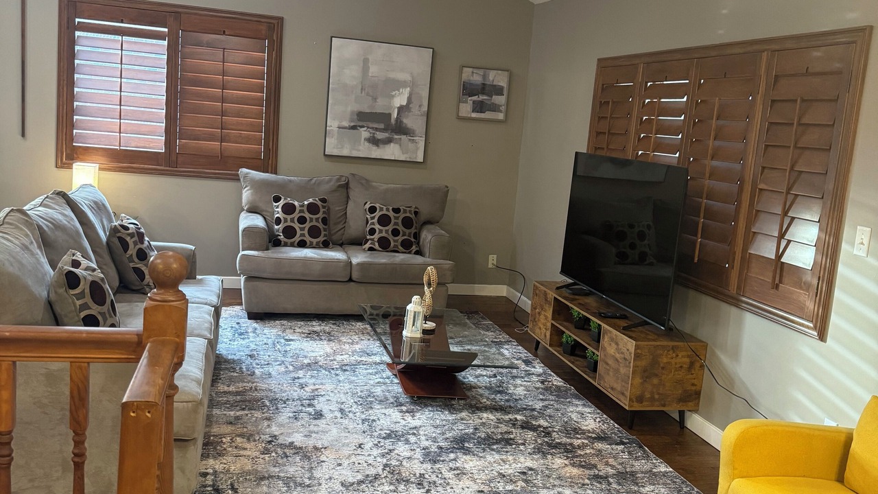 Photo of Livingroom in Holladay