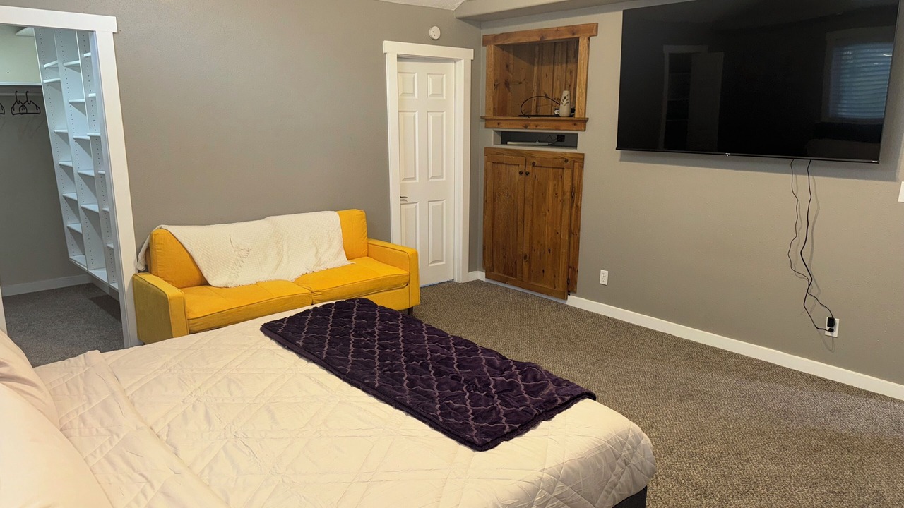 Photo of Bedroom in Holladay