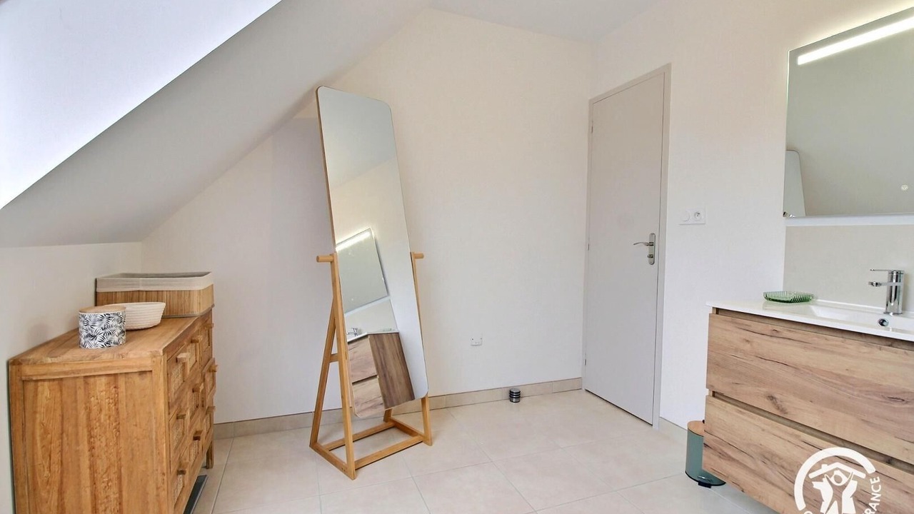 Photo of Bathroom in Billiers