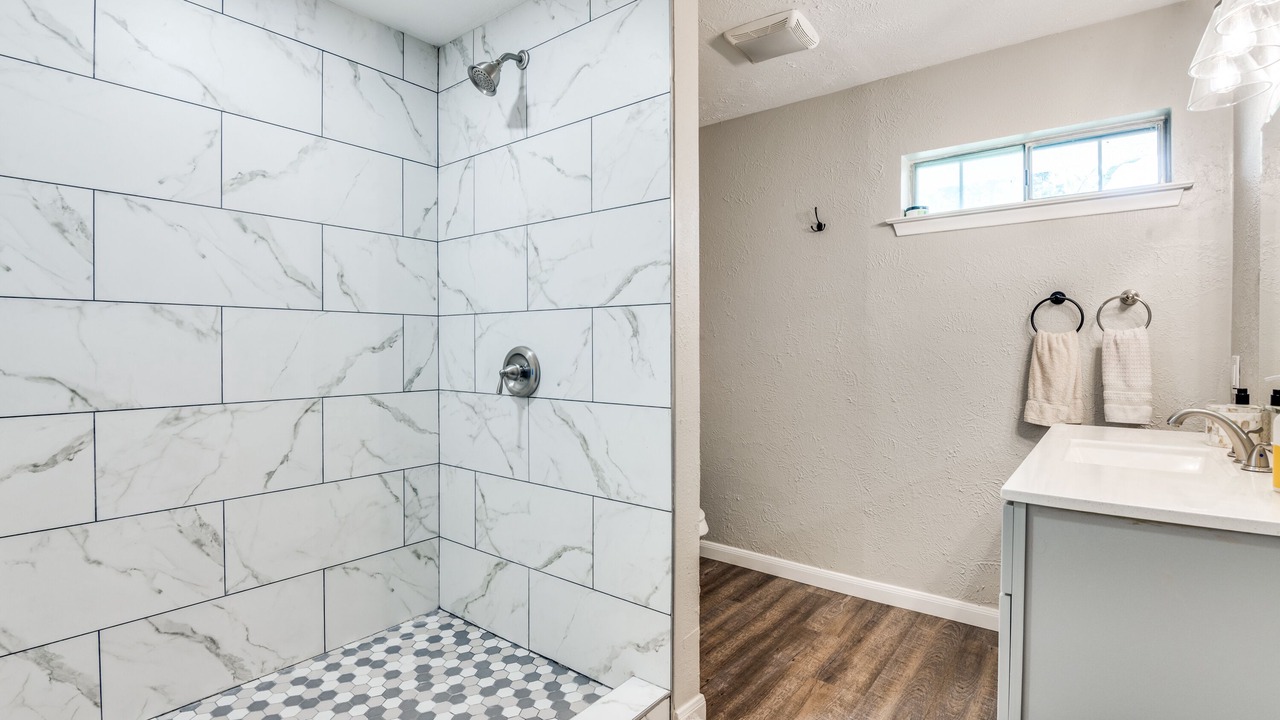 Photo of Bathroom in Oak Cliff