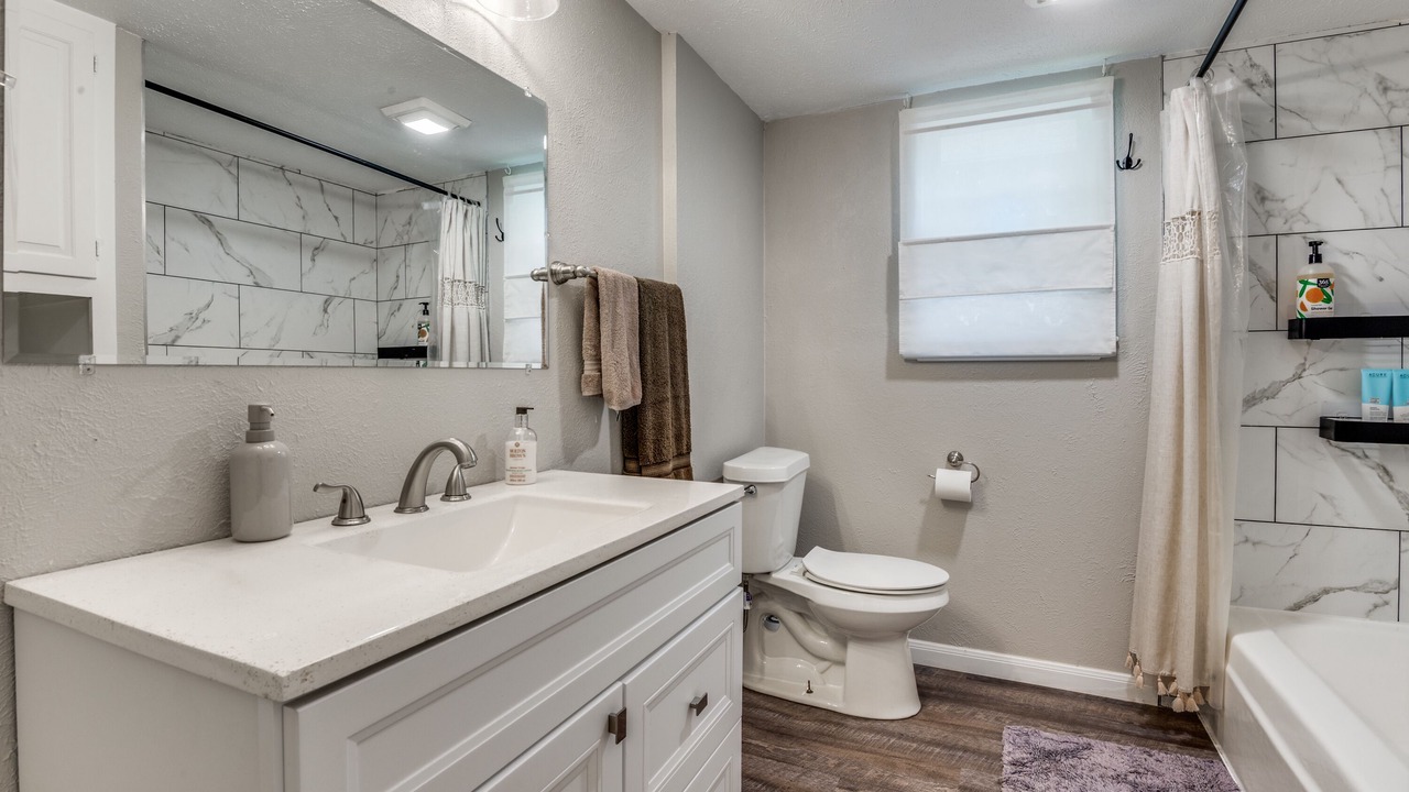 Photo of Bathroom in Oak Cliff