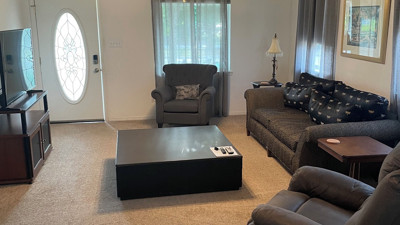 Photo of Livingroom in McAlester