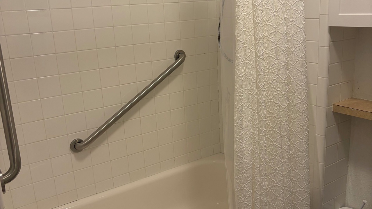 Photo of Bathroom in McAlester