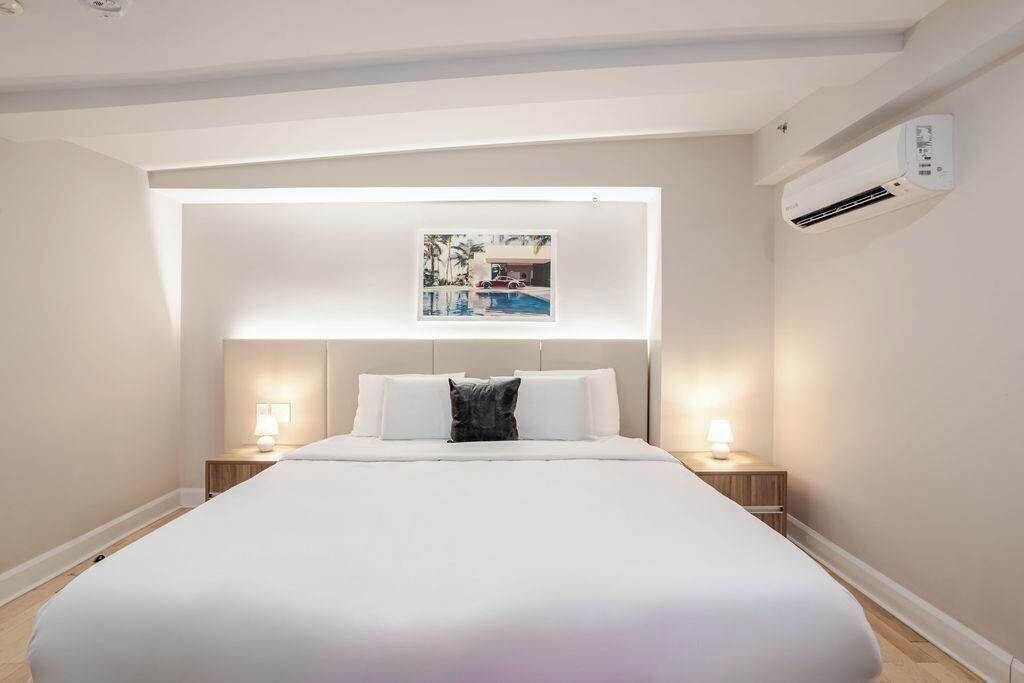 Photo of Bedroom in Gay Village