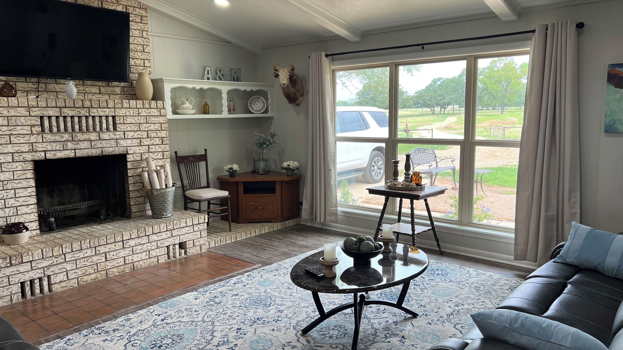 Photo of Livingroom in Caldwell