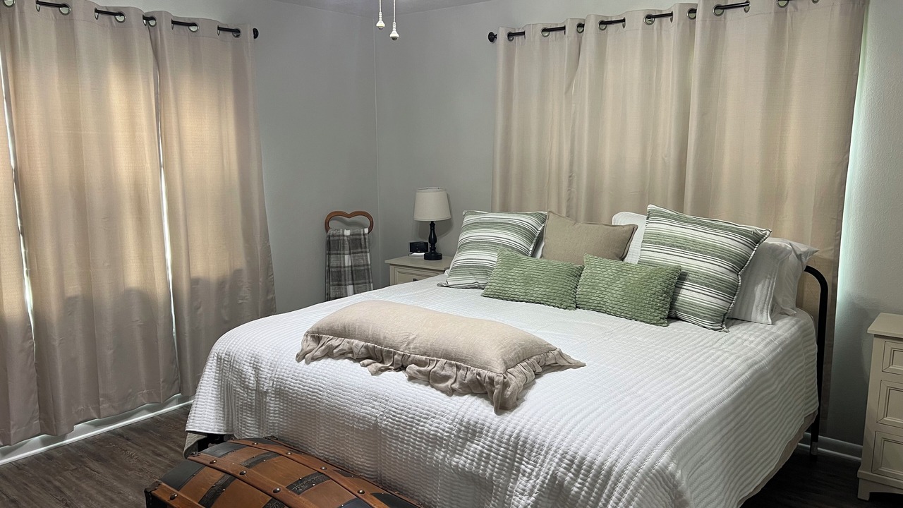 Photo of Bedroom in Caldwell