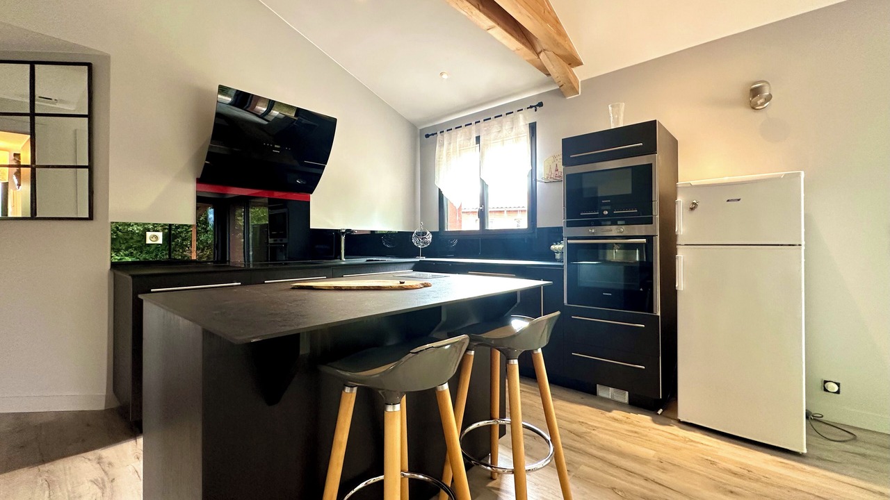Photo of Kitchen in Saint-Paul-en-Born