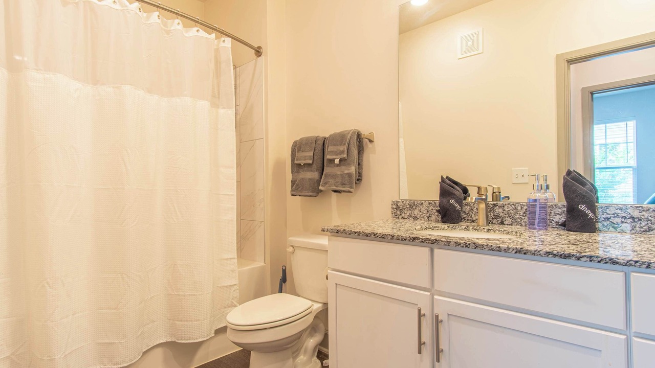 Photo of Bathroom in Buechel