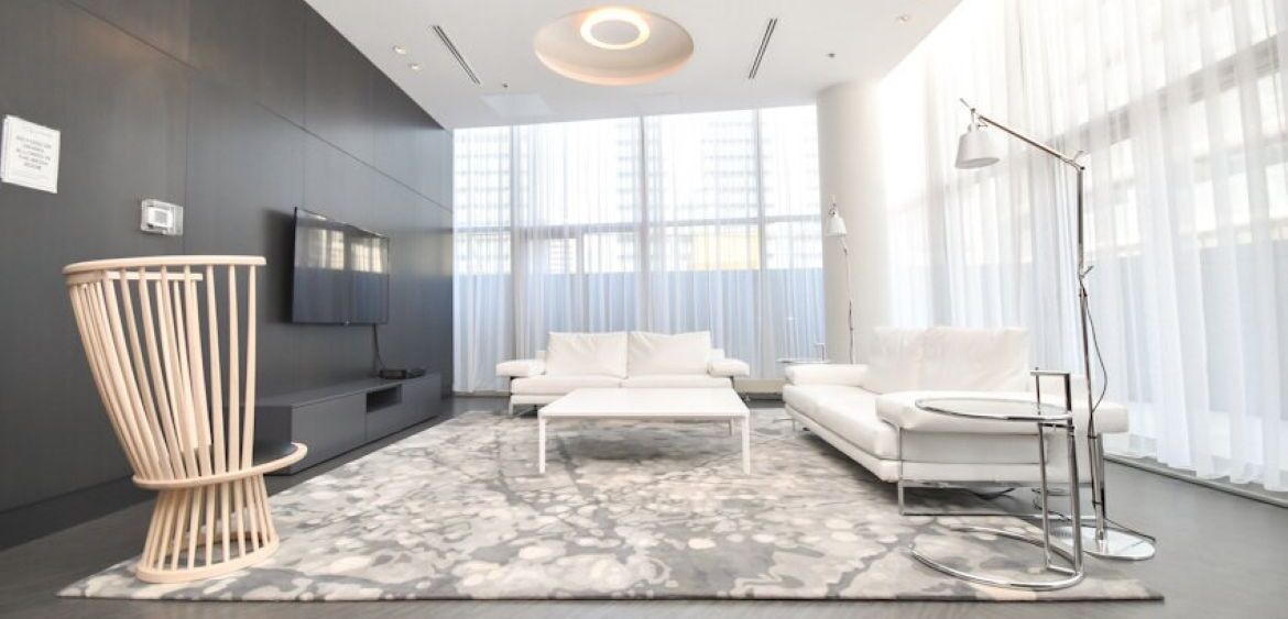 Photo of Livingroom in Toronto Entertainment District
