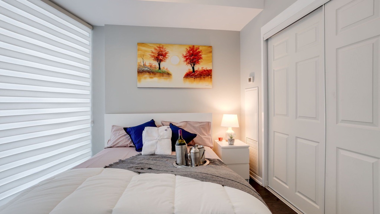 Photo of Bedroom in Toronto Entertainment District
