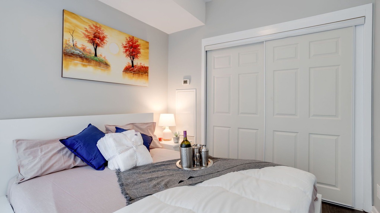 Photo of Bedroom in Toronto Entertainment District