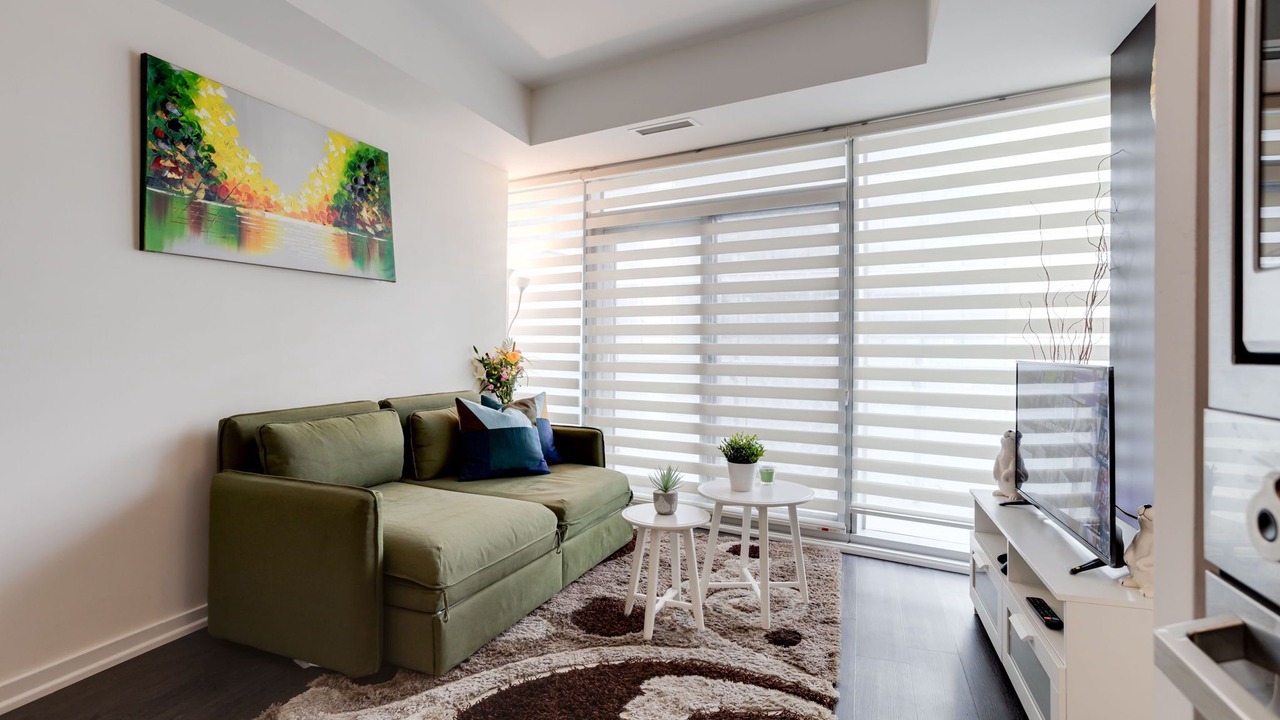 Photo of Livingroom in Toronto Entertainment District