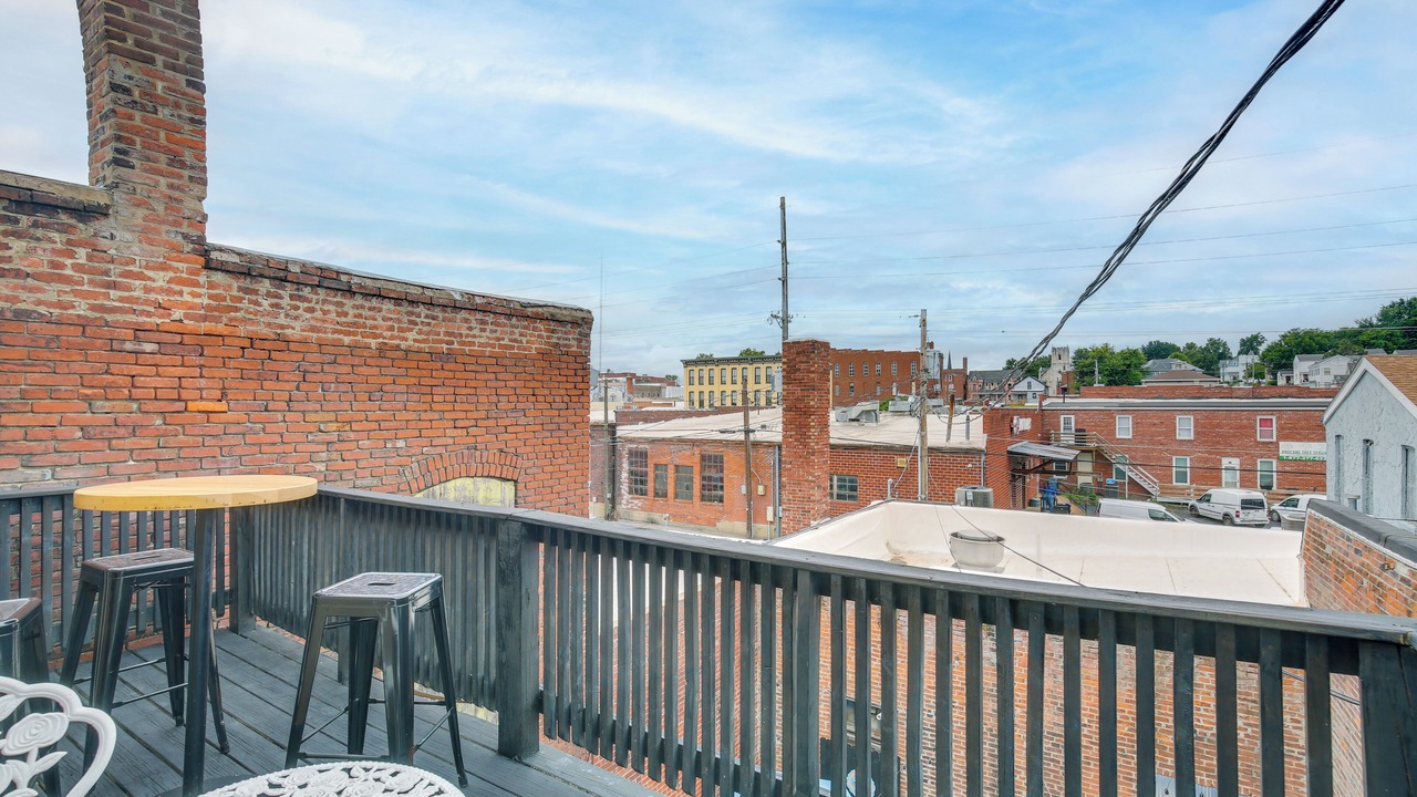 Photo of Others in Hannibal