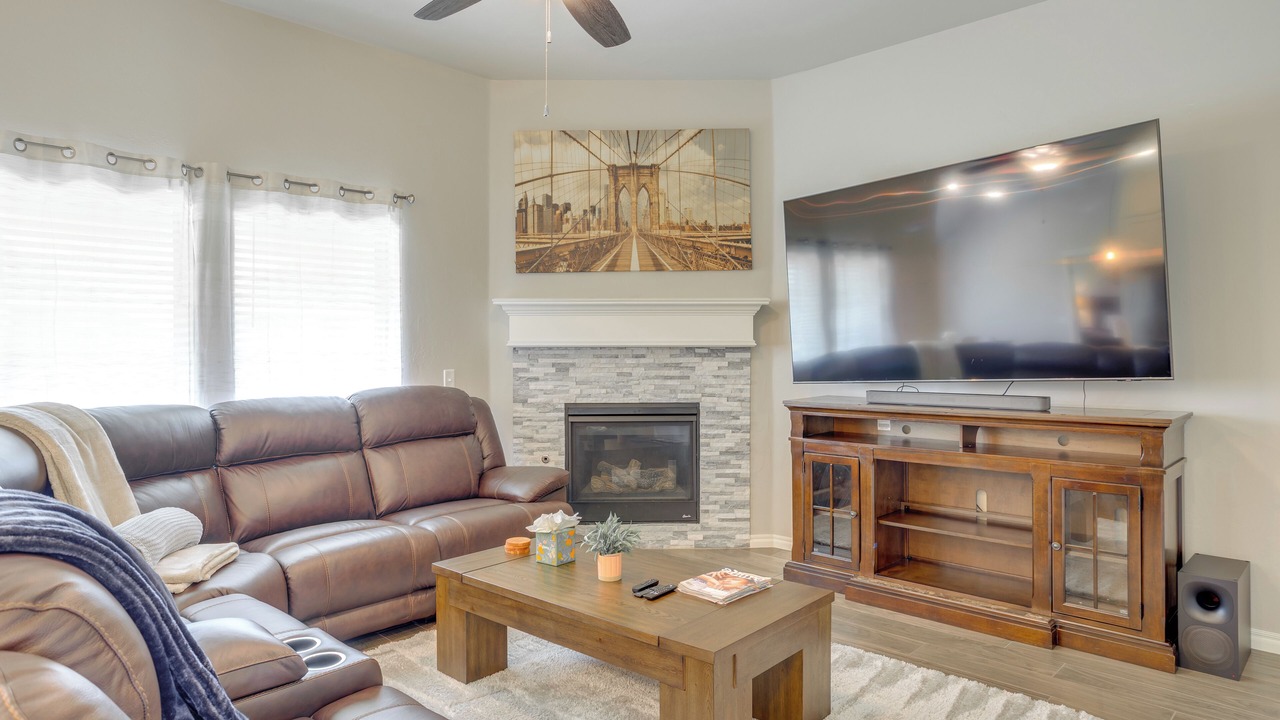 Photo of Livingroom in Yukon