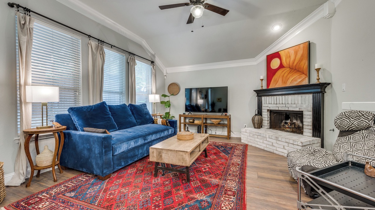 Photo of Livingroom in Flower Mound