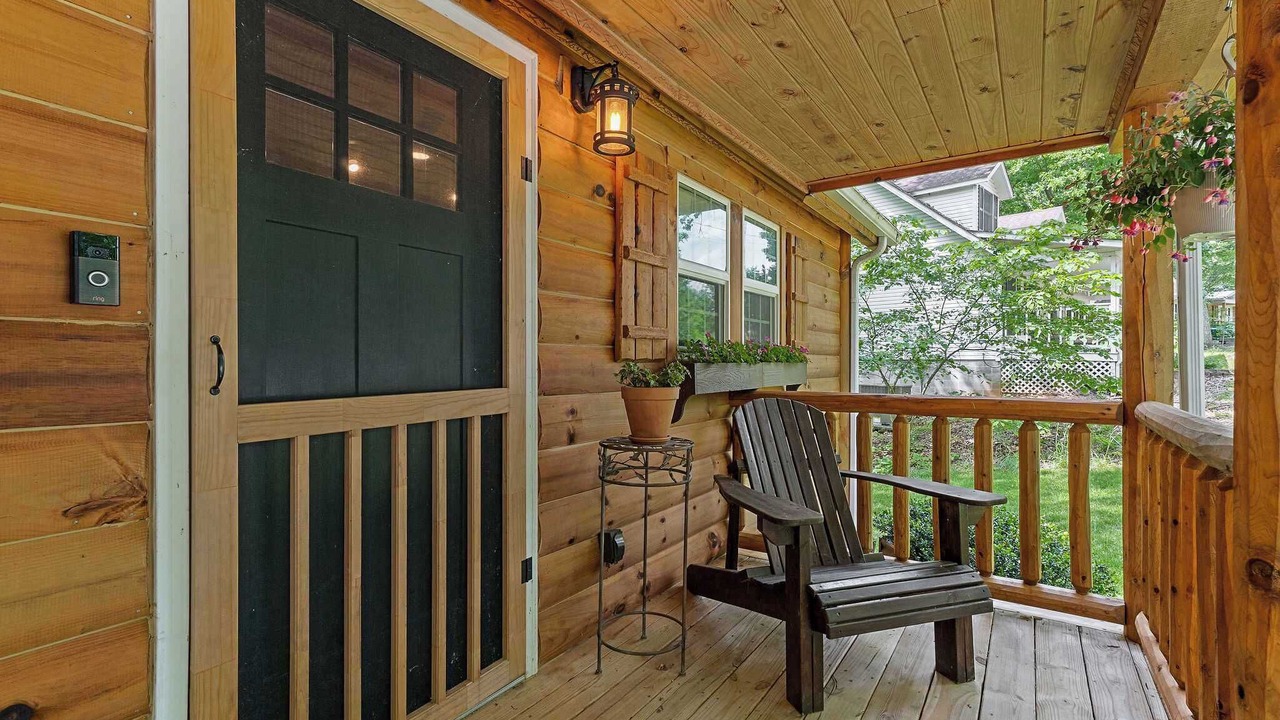 Photo of Patio Balcony in Smithville