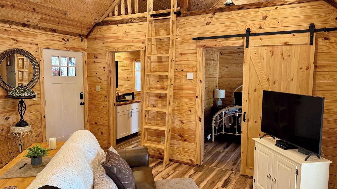 Photo of Livingroom in Smithville