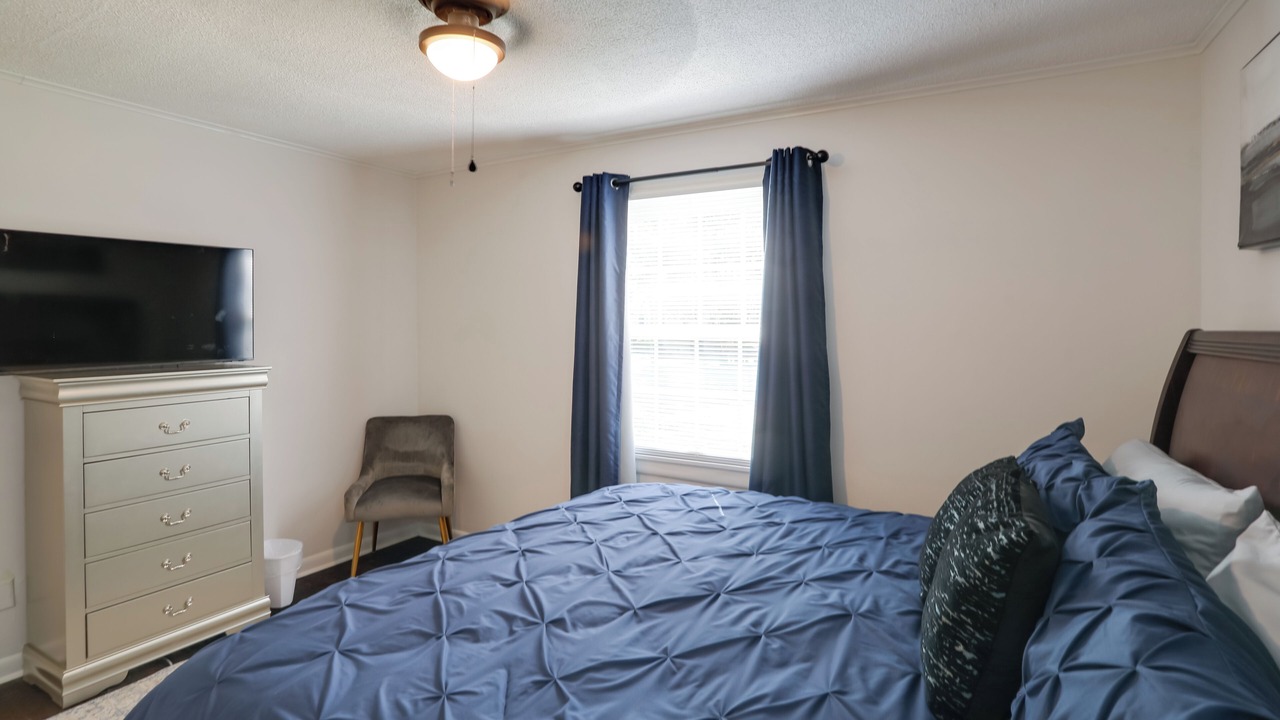 Photo of Bedroom in Greenwood