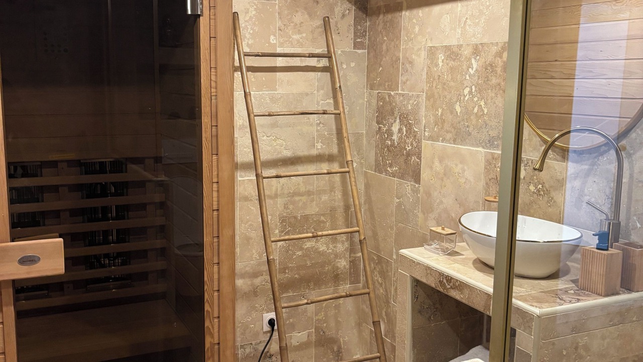 Photo of Others in Lesquin