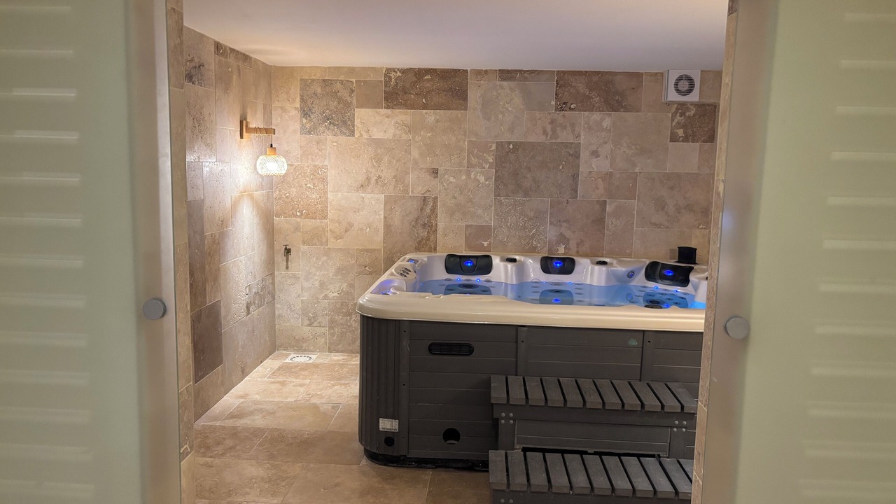 Photo of Others in Lesquin