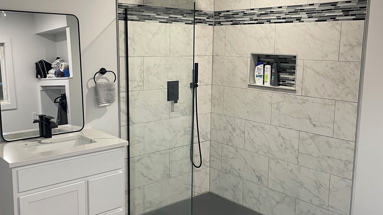 Photo of Bathroom in Oyster Bed