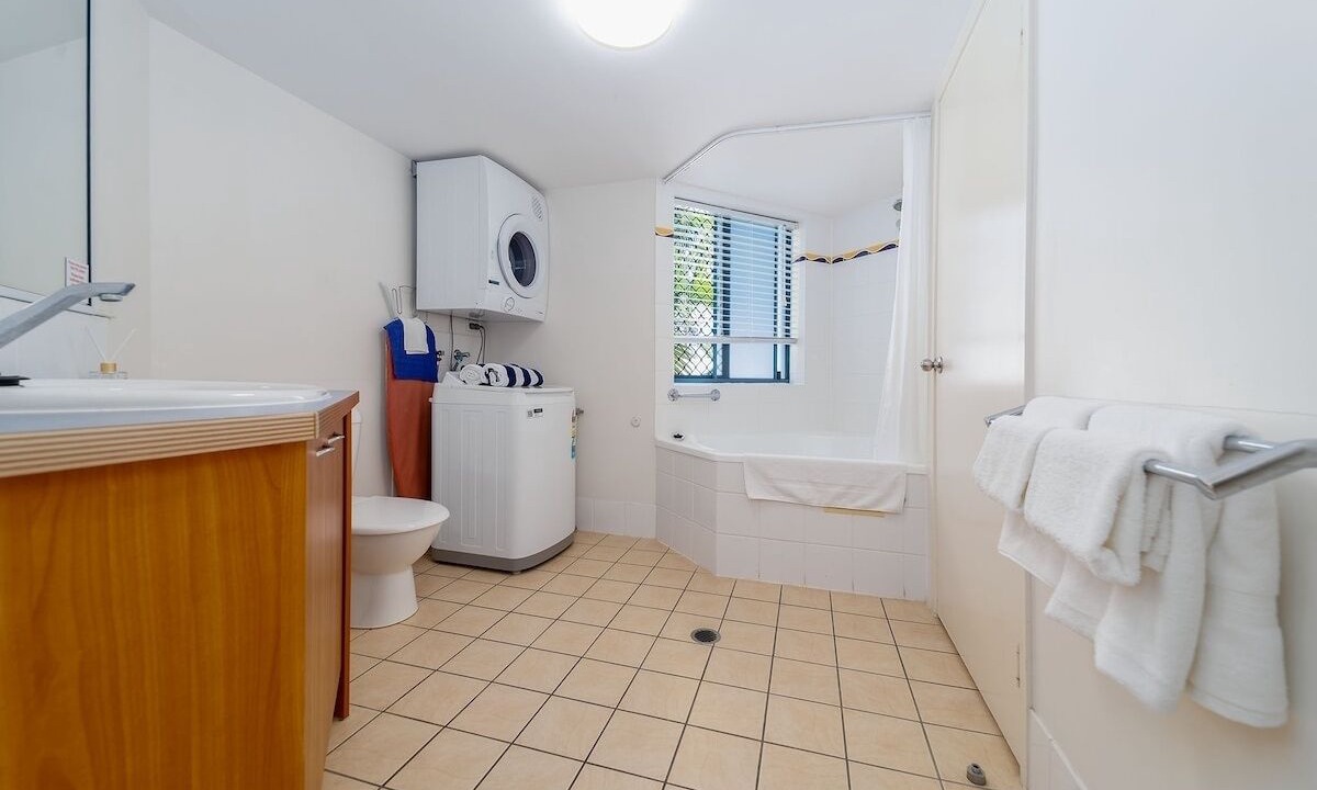 Photo of Bathroom in Urangan