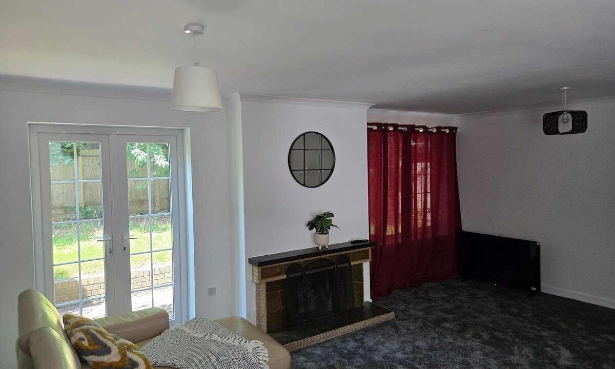 Photo of Livingroom in Great Houghton