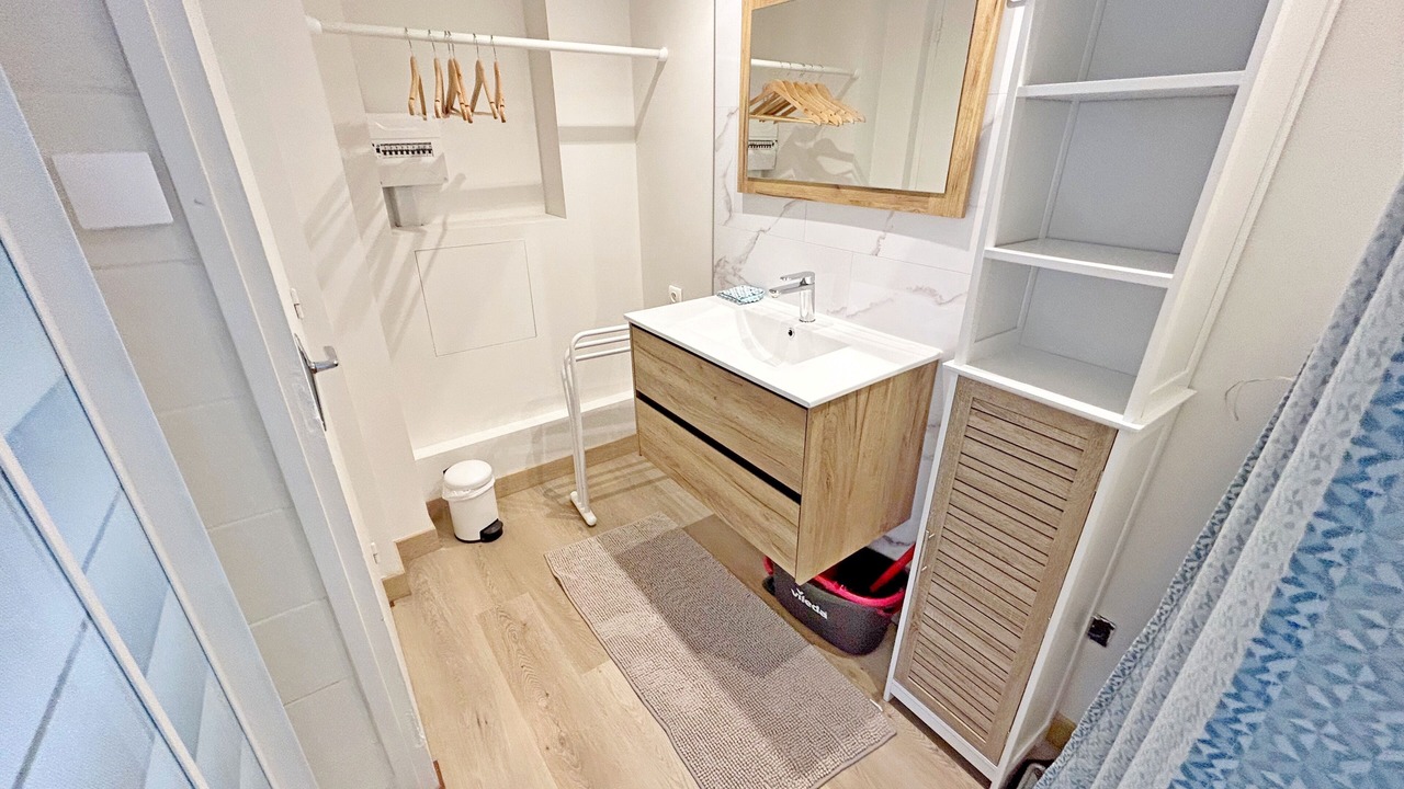 Photo of Bathroom in Chateauroux
