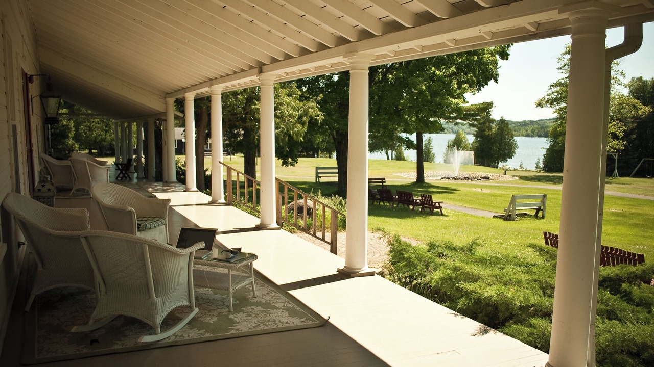 Photo of Patio Balcony in Lake Leelanau