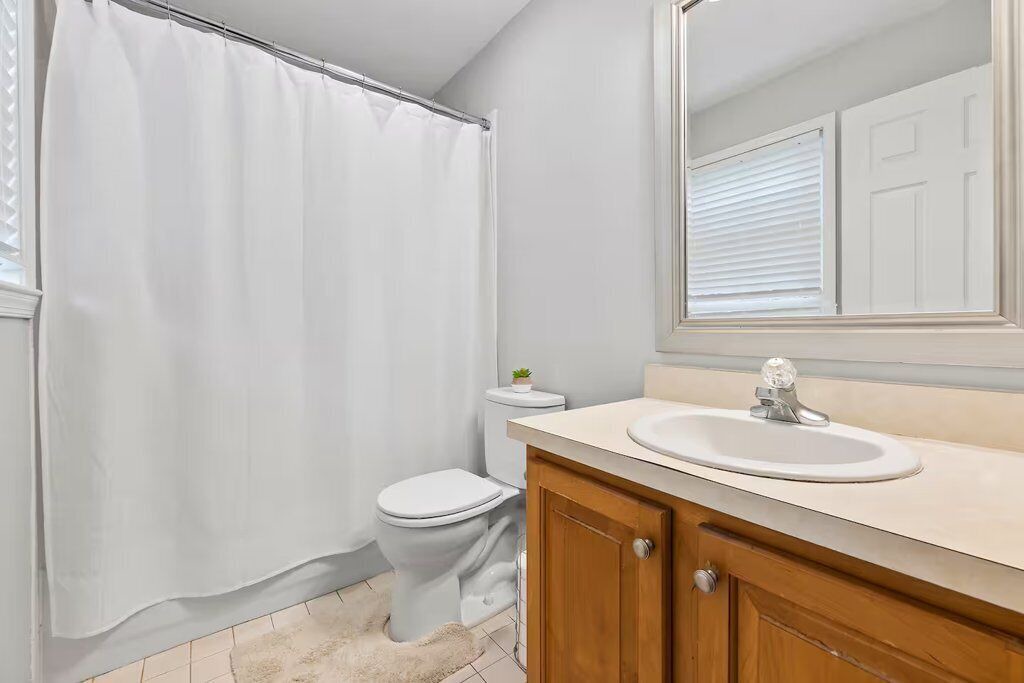 Photo of Bathroom in Haile Plantation
