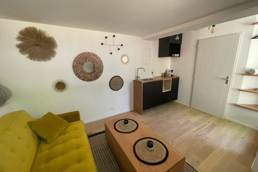 Photo of Livingroom in Saint-Martin-de-Londres