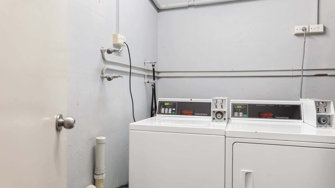 Photo of Others in Elizabeth Bay