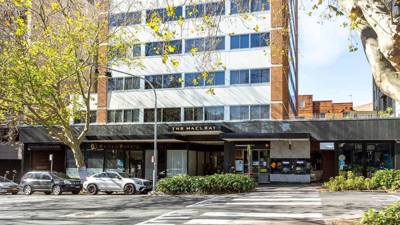 Photo of Others in Elizabeth Bay