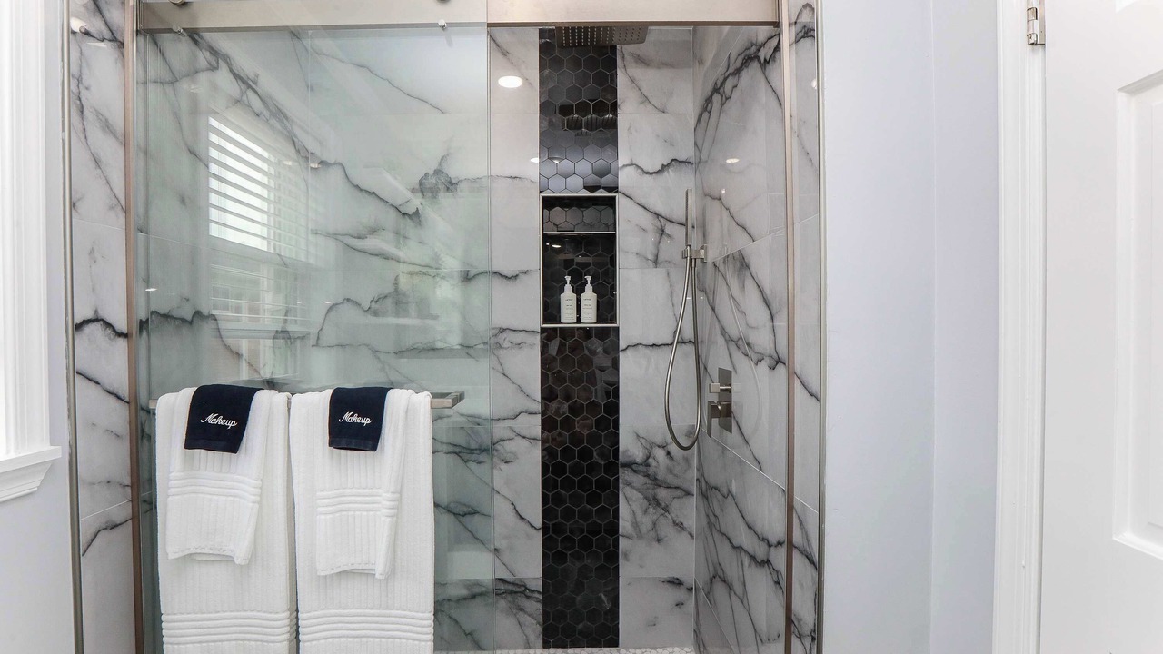 Photo of Bathroom in Willoughby Spit