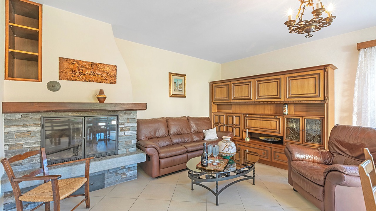 Photo of Livingroom in Losone