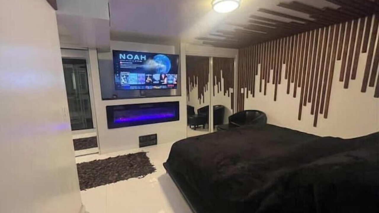 Photo of Bedroom in Collier Heights