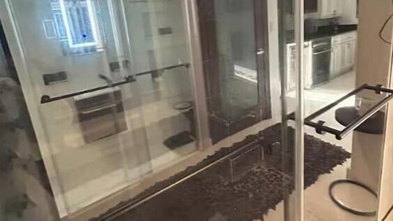 Photo of Bathroom in Collier Heights