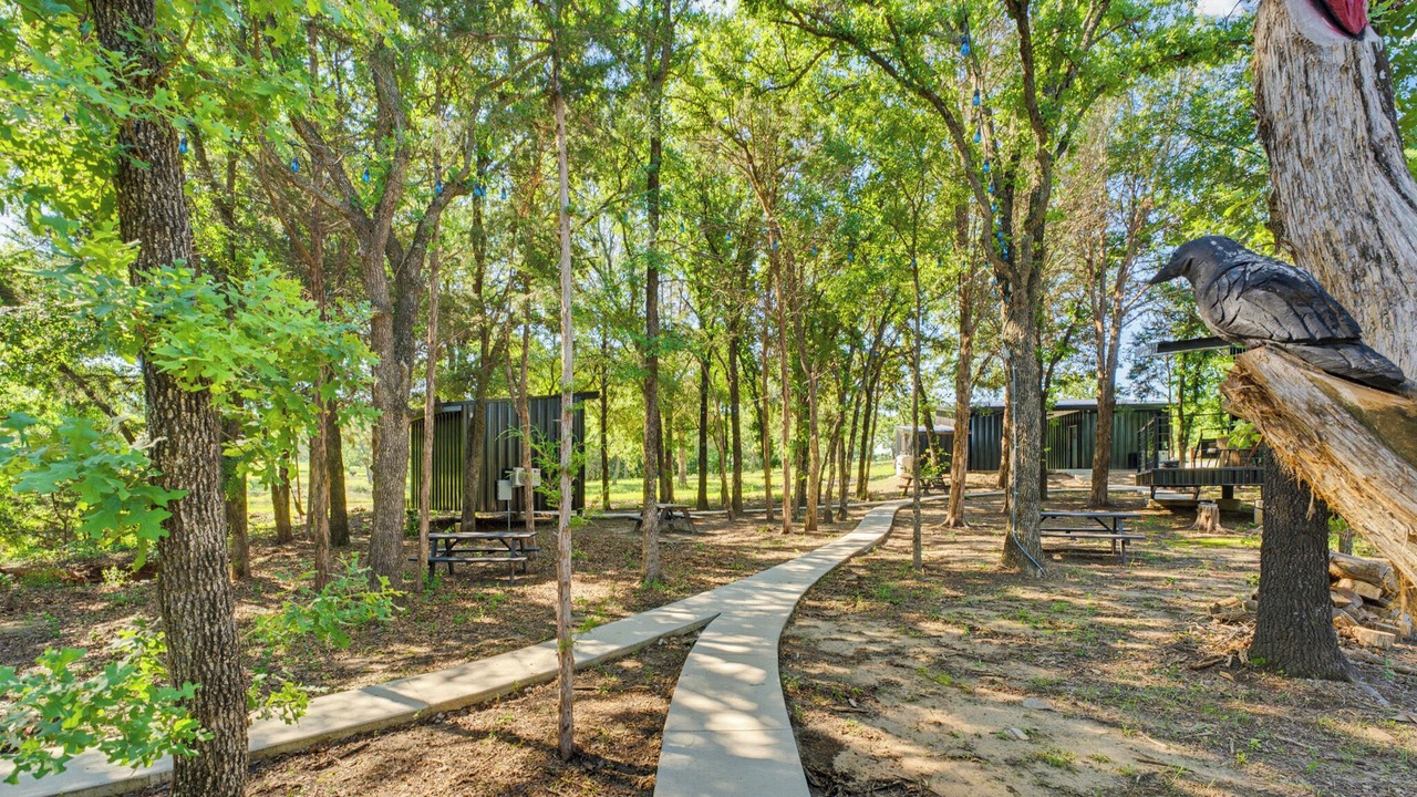 Photo of Outdoor in Alvord