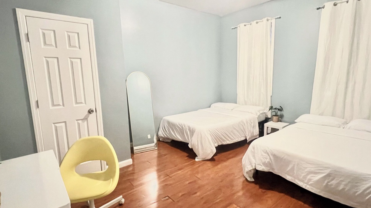 Photo of Bedroom in South Side