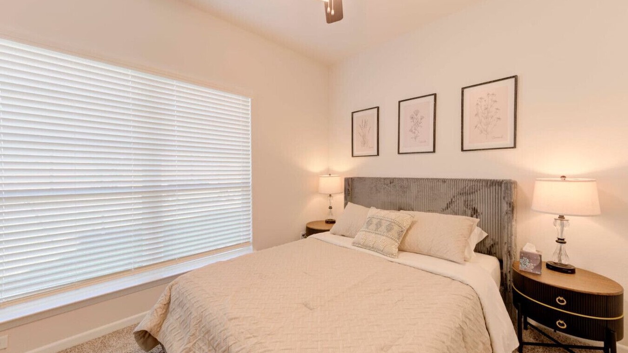 Photo of Bedroom in Troy